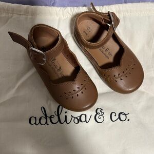Beautiful Mary Jane’s. Size 18 (6-12 month)
